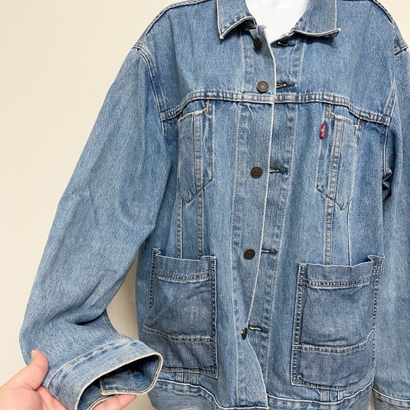 Levis Mens Medium Wash Button Up Altered Denim Worn In Trucker Jacket Size XL - Picture 3 of 12